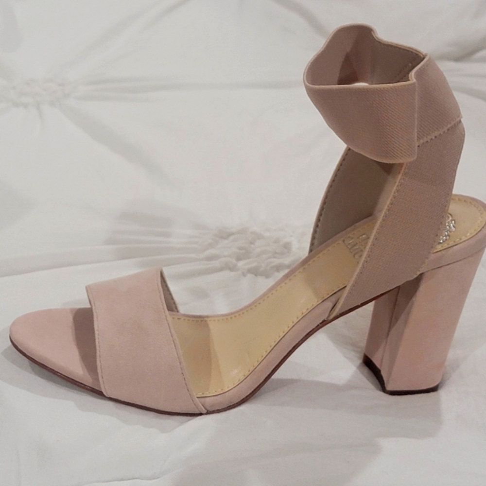 New Vince Camuto Beige Heel